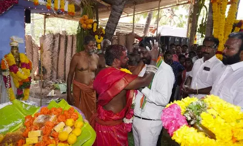 கோவில் கொடை விழாவில் பங்கேற்ற விஜய் வசந்த் எம்.பி.