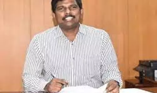 அதிக மாணவர்களை சேர்க்கும் தன்னார்வலர்களுக்கு பரிசு