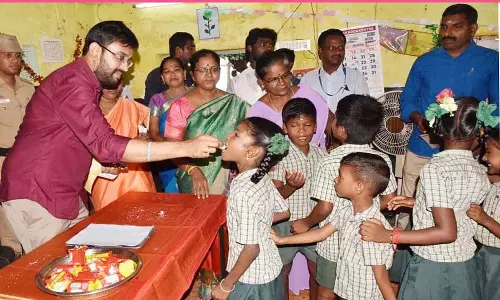 தேசிய குடற்புழு நீக்க மாத்திரை வழங்கும் முகாம்: கலெக்டர் அருண் தம்புராஜ் தொடங்கி வைத்தார்