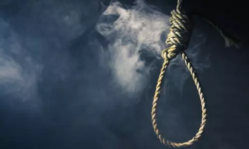 தாராபுரத்தில் டிரைவர் தற்கொலை