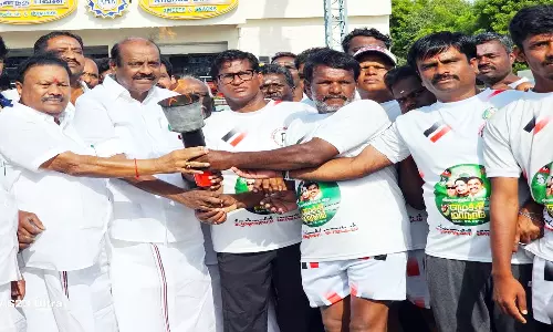 மதுரையில் நாளை நடைபெறும் அ.தி.மு.க. எழுச்சி மாநாட்டுக்கு தொண்டர்கள் திரளாக வரவேண்டும்