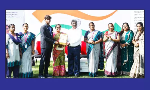 பள்ளியில் மாணவர் ஆட்சி மன்றம் தொடக்கம்