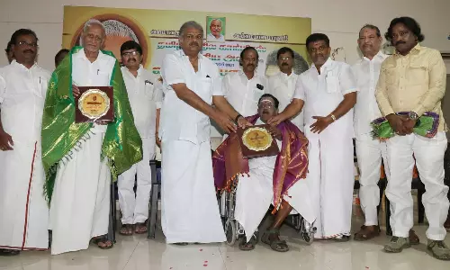 மாணவர்களின் கல்வியோடு தி.மு.க. அரசு விளையாடுகிறது- ஜி.கே.வாசன் குற்றச்சாட்டு