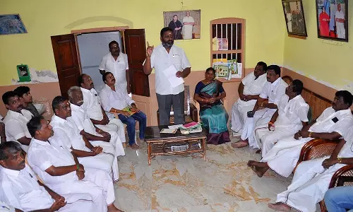 தென்காசி வடக்கு மாவட்ட அ.தி.மு.க. சார்பில் மதுரை எழுச்சி மாநாட்டிற்கு 700 வாகனங்களில் செல்ல ஏற்பாடு- கிருஷ்ணமுரளி எம்.எல்.ஏ. தகவல்