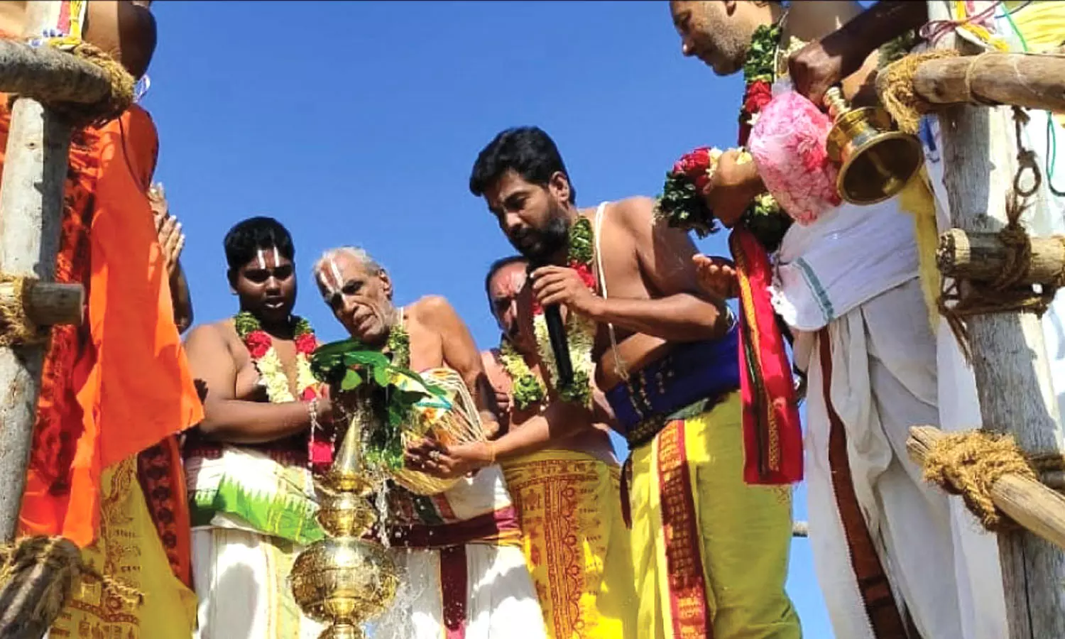 தேவனாபுரம் கரிவரதராஜ பெருமாள் கோவில் கும்பாபிஷேகம் தேவனாபுரம் கரிவரதராஜ பெருமாள் கோவில் கும்பாபிஷேகம்