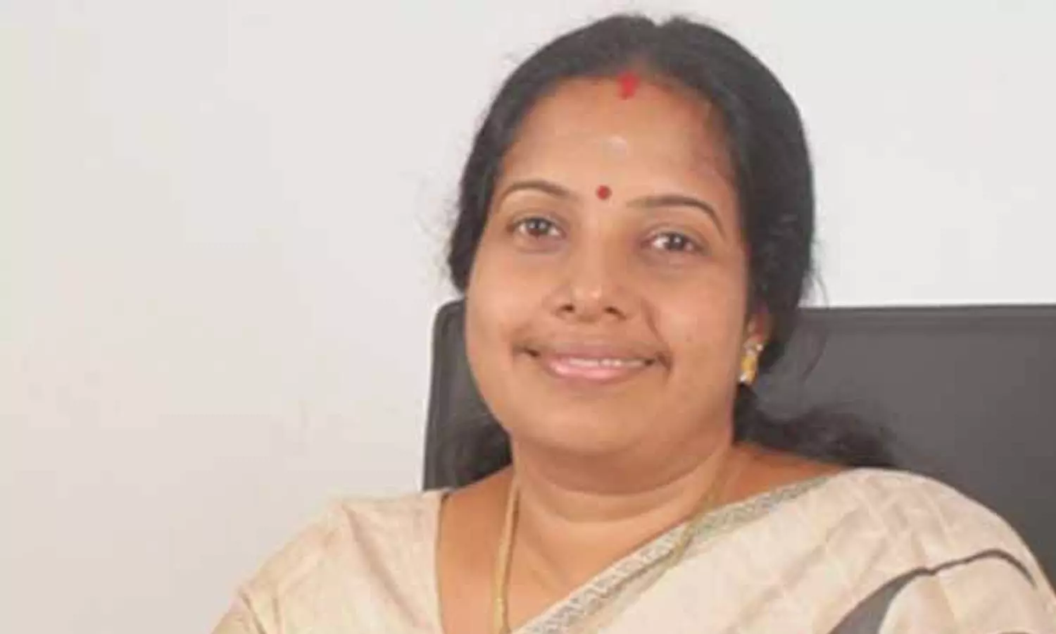 தி.மு.க. உண்ணாவிரத போராட்டம்: மக்கள் ஏமாற மாட்டார்கள்- வானதி சீனிவாசன் சொல்கிறார் தி.மு.க. உண்ணாவிரத போராட்டம்: மக்கள் ஏமாற மாட்டார்கள்- வானதி சீனிவாசன் சொல்கிறார்