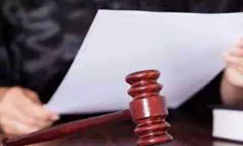 ரூ.25 ஆயிரம் லஞ்சம் கேட்ட மேச்சேரி போலீஸ் இன்ஸ்பெக்டர், டிரைவர் மீது லஞ்ச ஒழிப்பு போலீசார் வழக்கு