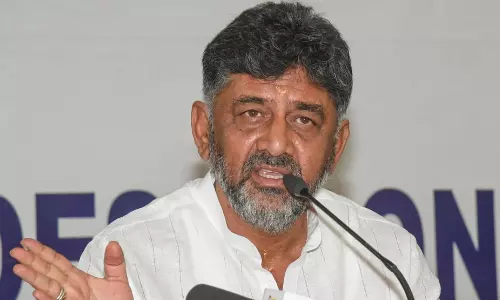 காவிரி விவகாரம்: அனைத்துக்கட்சி கூட்டத்துக்கு அழைப்பு விடுத்தார்  டி.கே.சிவக்குமார்