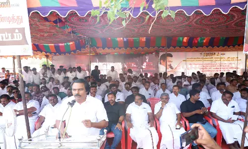 நாகர்கோவிலில் தி.மு.க.வினர் உண்ணாவிரதம்