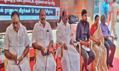 நீட் தேர்வை கண்டித்து கள்ளக்குறிச்சியில் தி.மு.க.வினர் உண்ணாவிரதம்:எம்.எல்.ஏ.க்கள் உதயசூரியன், வசந்தம் கார்த்திகேயன் பங்கேற்பு