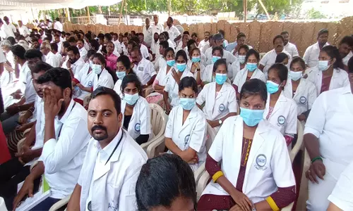 நாமக்கல்லில் தி.மு.க உண்ணாவிரத போராட்டம்