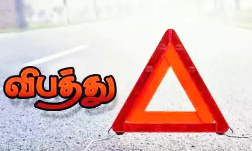 பைக் மோதி 4 சிறுவர்கள் படுகாயம்