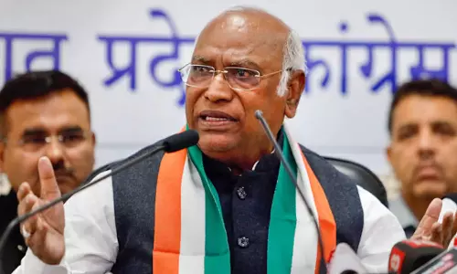 காங்கிரஸ் காரிய கமிட்டி குழு மாற்றி அமைப்பு- 39 உறுப்பினர்கள் இடம்பெற்றுள்ளனர்