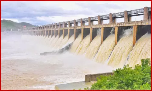 வேகமாக சரியும்  அமராவதி அணை நீர்மட்டம் பாசனத்திற்கு தண்ணீர் திறப்பதில் சிக்கல்