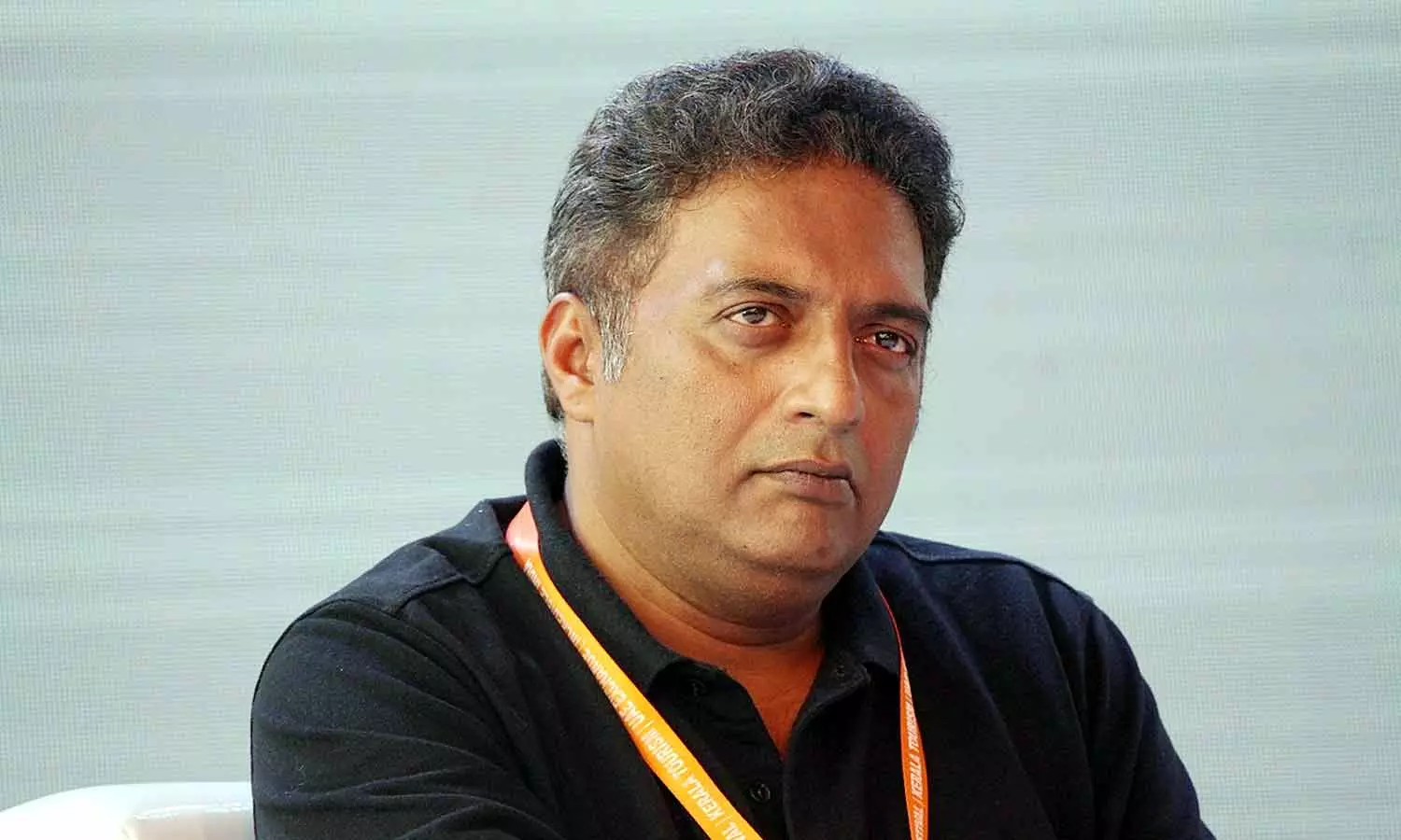 சந்திரயான்-3 எடுத்து அனுப்பிய படத்தை கிண்டல் செய்த பிரகாஷ் ராஜ்: டுவிட்டர்வாசிகள் விமர்சனம் சந்திரயான்-3 எடுத்து அனுப்பிய படத்தை கிண்டல் செய்த பிரகாஷ் ராஜ்: டுவிட்டர்வாசிகள் விமர்சனம்