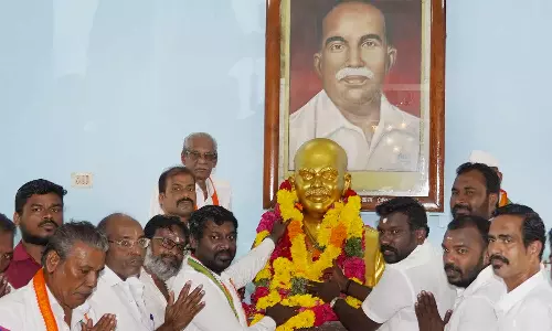 ஜீவானந்தம் 117வது பிறந்தநாள்- மாலை அணிவித்து மரியாதை செலுத்திய விஜய் வசந்த்