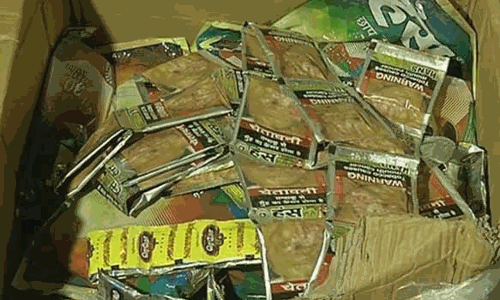 அன்னவாசலில் புகையிலை பொருட்கள் பறிமுதல்