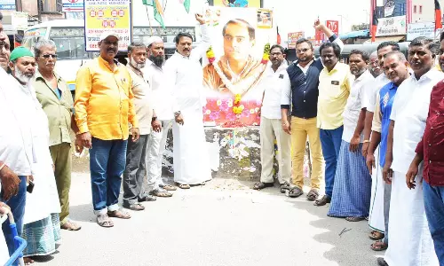 கிருஷ்ணகிரியில், காங்கிரஸ் சார்பில்  ராஜீவ்காந்தி பிறந்த நாள் விழா