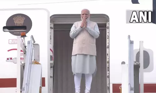 பிரதமர் மோடி தென்ஆப்பிரிக்கா புறப்பட்டார்