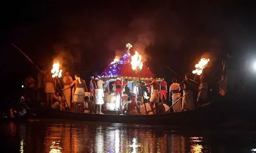 திருவோணதோணி திருவிழா