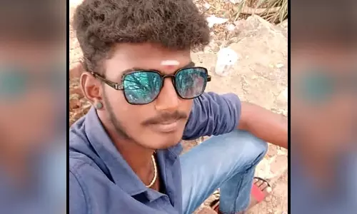 நெல்லையில் டாஸ்மாக் கடை அருகே பயங்கரம்-வாலிபரை வெட்டிக்கொலை செய்தது நண்பர்கள்?-தனிப்படை போலீசார் தீவிர விசாரணை