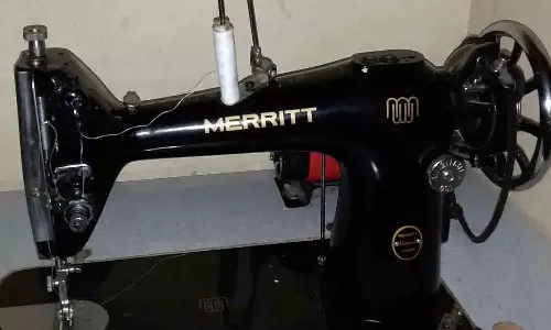 இலவச தையல் எந்திரம் பெற விண்ணப்பிக்கலாம்