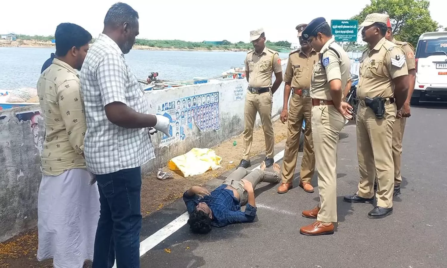 அரசலாற்றில் பிளஸ்-1 மாணவன் பிணம்: கொலையா? போலீசார் விசாரணை