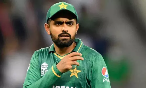 4 பாகிஸ்தான் வீரர்களுடன் மோசமான சாதனையை பகிர்ந்த பாபர் அசாம்