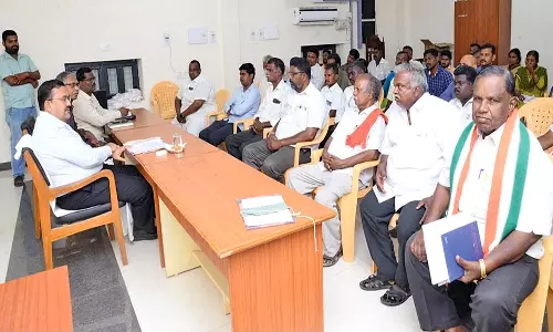 வாக்காளர் பட்டியல் சுருக்க திருத்தம் தொடர்பாக தென்காசியில், அனைத்து கட்சி நிர்வாகிகளுடன் கருத்து கேட்பு  கூட்டம்