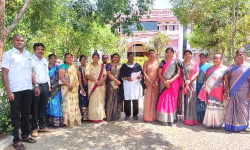 மதுரை மாநாட்டில் முதல்-அமைச்சர் பற்றி அவதூறு: எடப்பாடி பழனிசாமி மீது நெல்லை தி.மு.க.வினர் புகார்