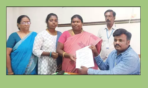 நரிக்குடி ஒன்றிய சேர்மனாக தி.மு.க. கவுன்சிலர் போட்டியின்றி தேர்வு
