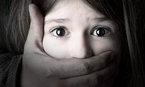 கல்லூரி மாணவி கடத்தல்