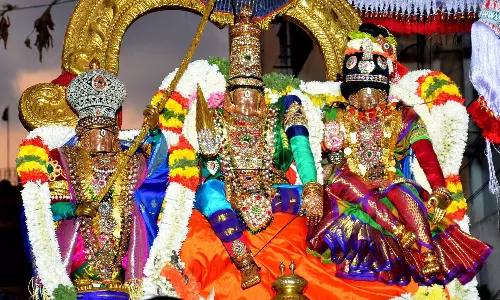 ஆன்மிகம்: இன்றைய முக்கிய நிகழ்வுகள் மற்றும் பஞ்சாங்கம்