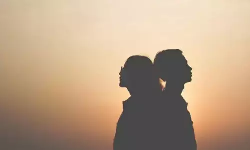 தெலுங்கானாவில் ஆண்-பெண் உறுப்புகளுடன் அரிய மனிதர்