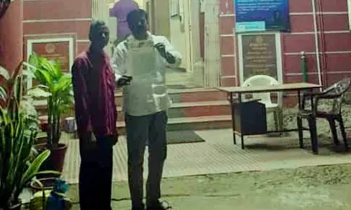 அ.தி.மு.க. மாநாட்டில் கனிமொழி பற்றி அவதூறு: நசரத்பேட்டை போலீசில் தி.மு.க புகார்