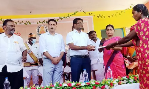 பயனாளிகளுக்கு நலத்திட்ட உதவிகள்