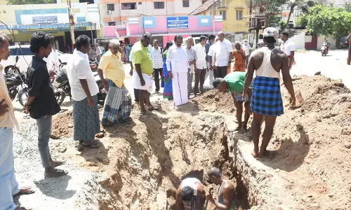 உறையூர்  சோழராஜபுரத்தில் மேயர் ஆய்வு
