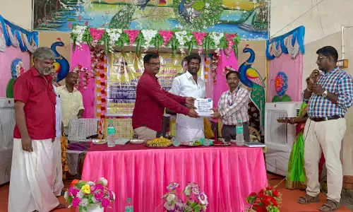 நெசவாளர்களுக்கு முத்ரா கடன் வழங்குதல்