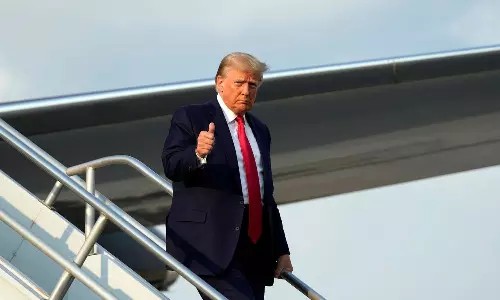 அட்லாண்டா சிறையில் சரணடைந்த டொனால்டு டிரம்ப்