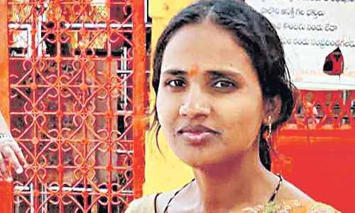 பிரசவத்தின்போது வயிற்றில் பஞ்சு வைத்து தைத்ததால் கர்ப்பிணி உயிரிழப்பு