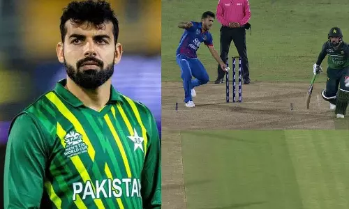 அதிரடியாக விளையாடிய ஷதப்கானை அஸ்வின் ஸ்டைலில் அவுட் செய்த பரூக்கி- வீடியோ