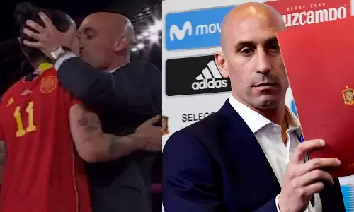 வீராங்கனைக்கு முத்தம் கொடுத்த விவகாரம்- ராஜினாமா செய்யவில்லை- ஸ்பெயின் கால்பந்து தலைவர்