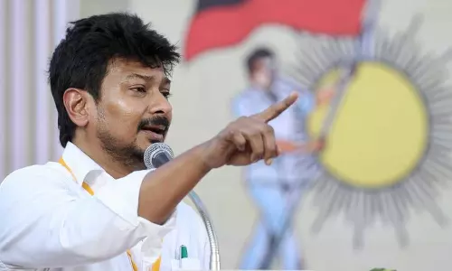 டெல்டா மாவட்டங்களில் உதயநிதி ஸ்டாலின் சூறாவளி சுற்றுப்பயணம்- செயல்வீரர்கள் கூட்டத்தில் பங்கேற்பு