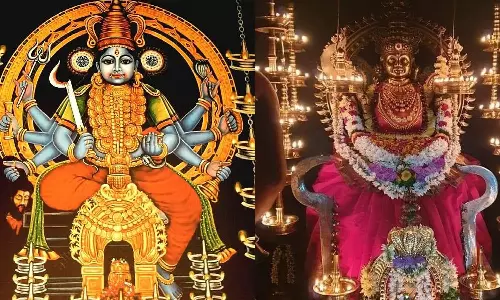 குங்குமத்தில் குருதி பூஜை கொடுங்கலூர் பகவதி அம்மன்