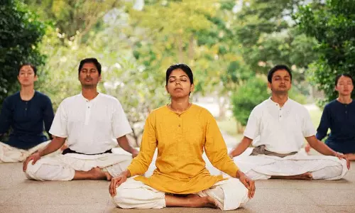 யோகா செய்வதால் ஏற்படும் நன்மைகள்