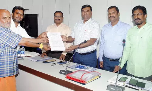 மத்திய கூட்டுறவு வங்கி ஆய்வுக்கூட்டம்