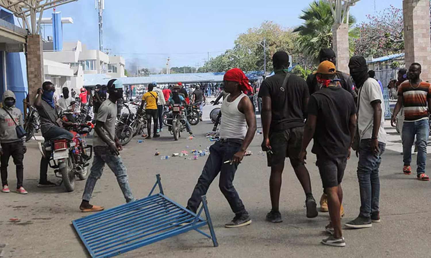 ஹைதி நாட்டில் கிறிஸ்தவ பேரணி மீது துப்பாக்கி சூடு- 7 பேர் பலி