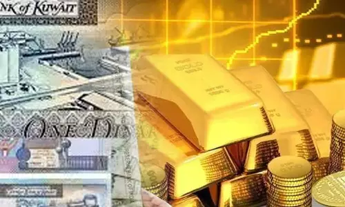 சென்னையில் இருந்து காரில் கடத்திய 10 கிலோ தங்கம், வெளிநாட்டு பணம் பறிமுதல்