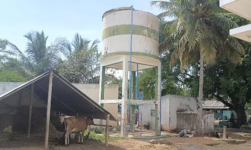 ஆபத்தான நிலையில் காணப்படும் மேல்நிலை நீர்த்தேக்க தொட்டி
