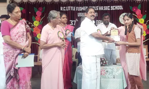 உசிலம்பட்டி ஆர்.சி. பெண்கள் மேல்நிலைப்பள்ளி ஆண்டு விழா